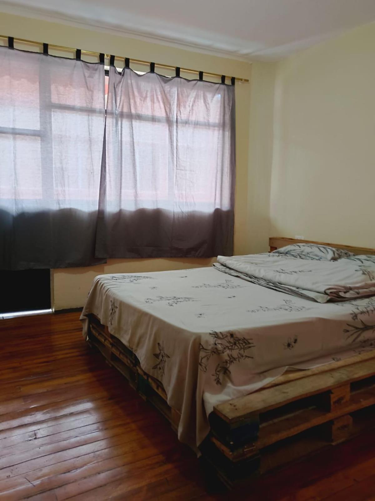 Albergue Camry Backpackers佳美背包客旅馆 Κουένκα Εξωτερικό φωτογραφία